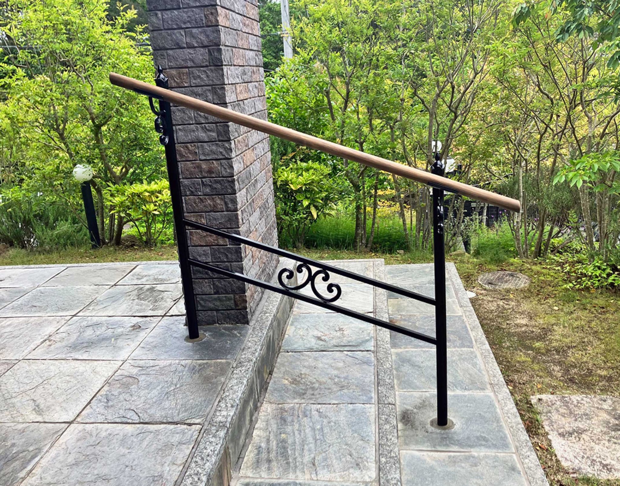 Y様邸 階段手摺（兵庫県芦屋市）