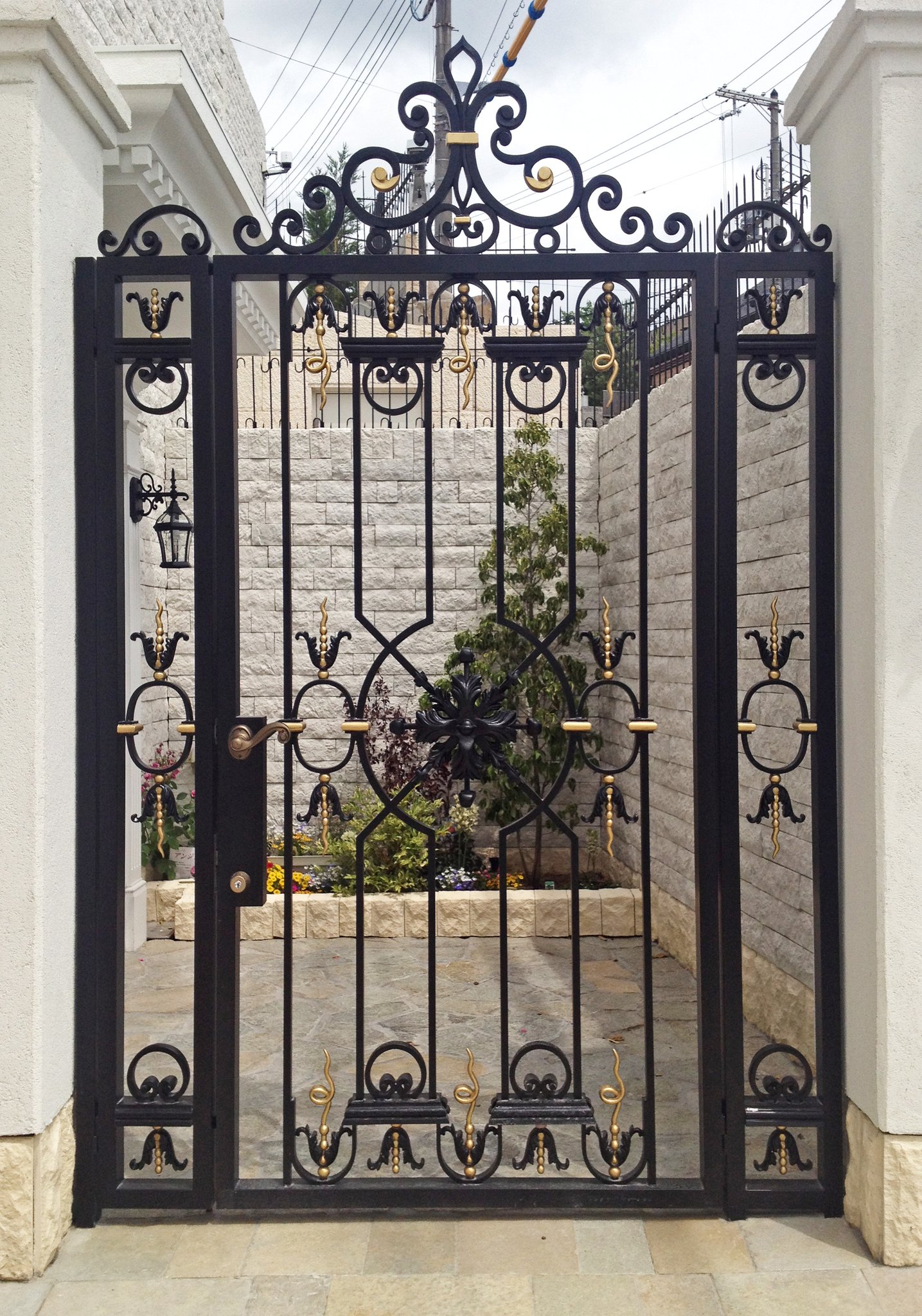 O様邸 門扉（兵庫県西宮市）