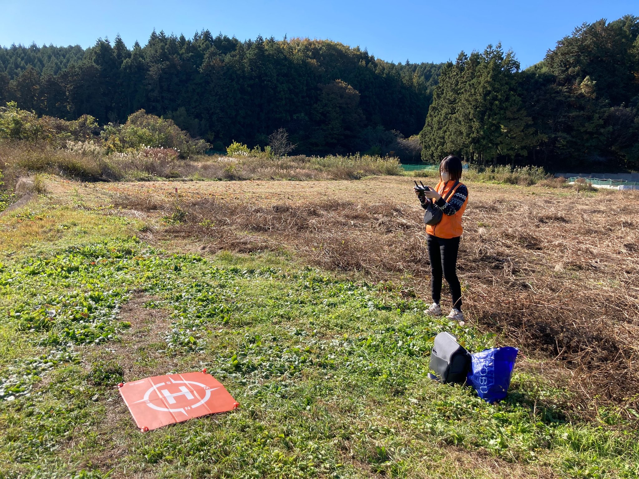 操縦している大木氏
