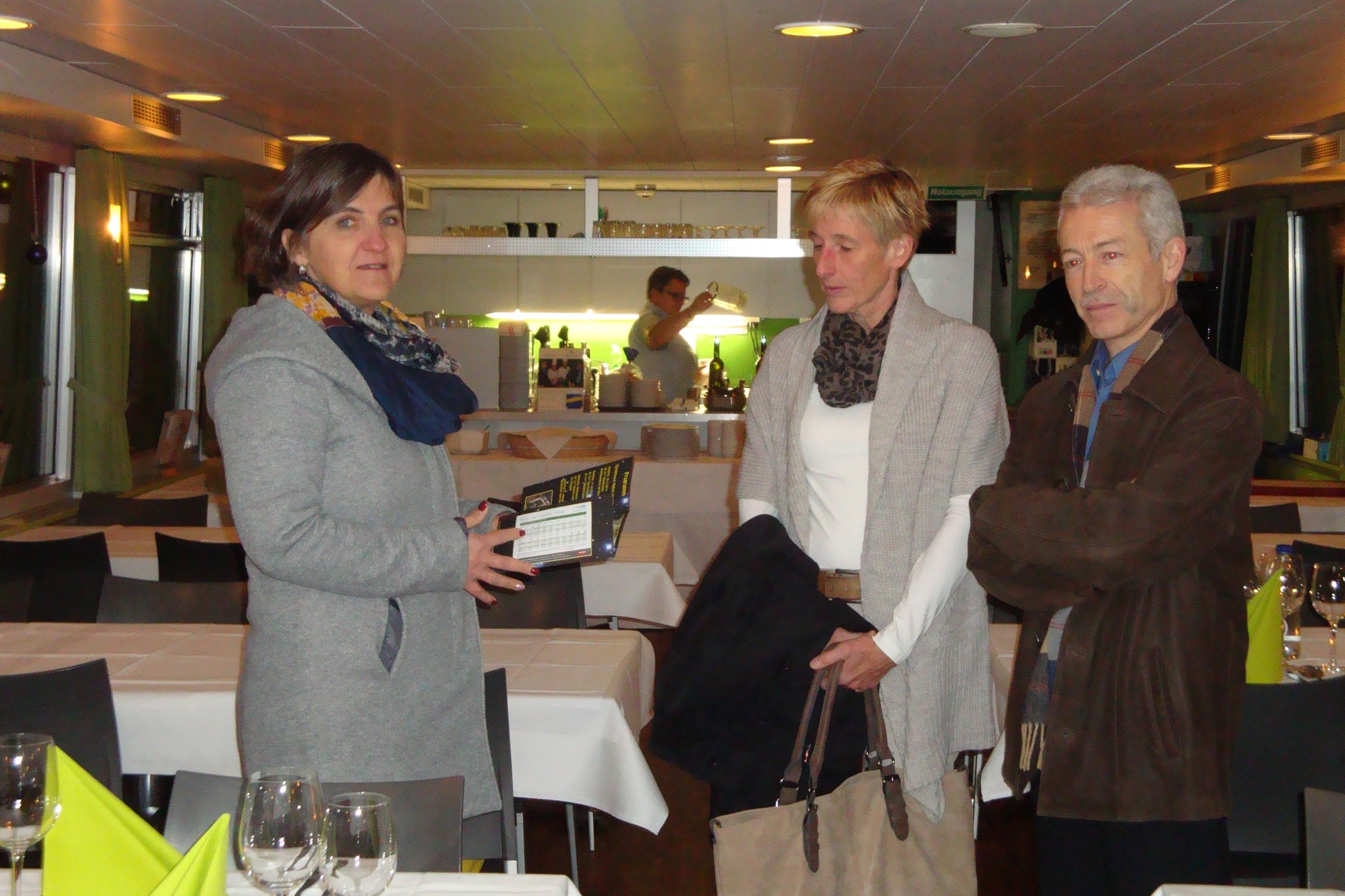 ... bei guter Stimmung und ...