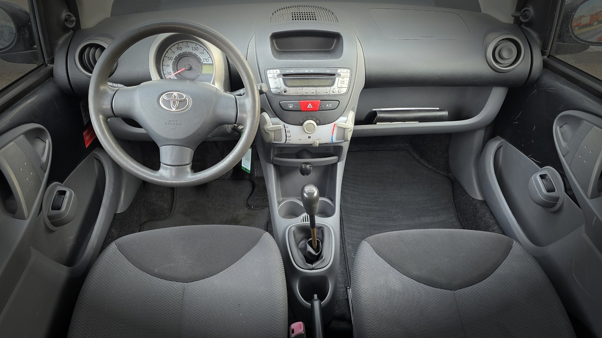 Radio/CD mit AUX Anschluss