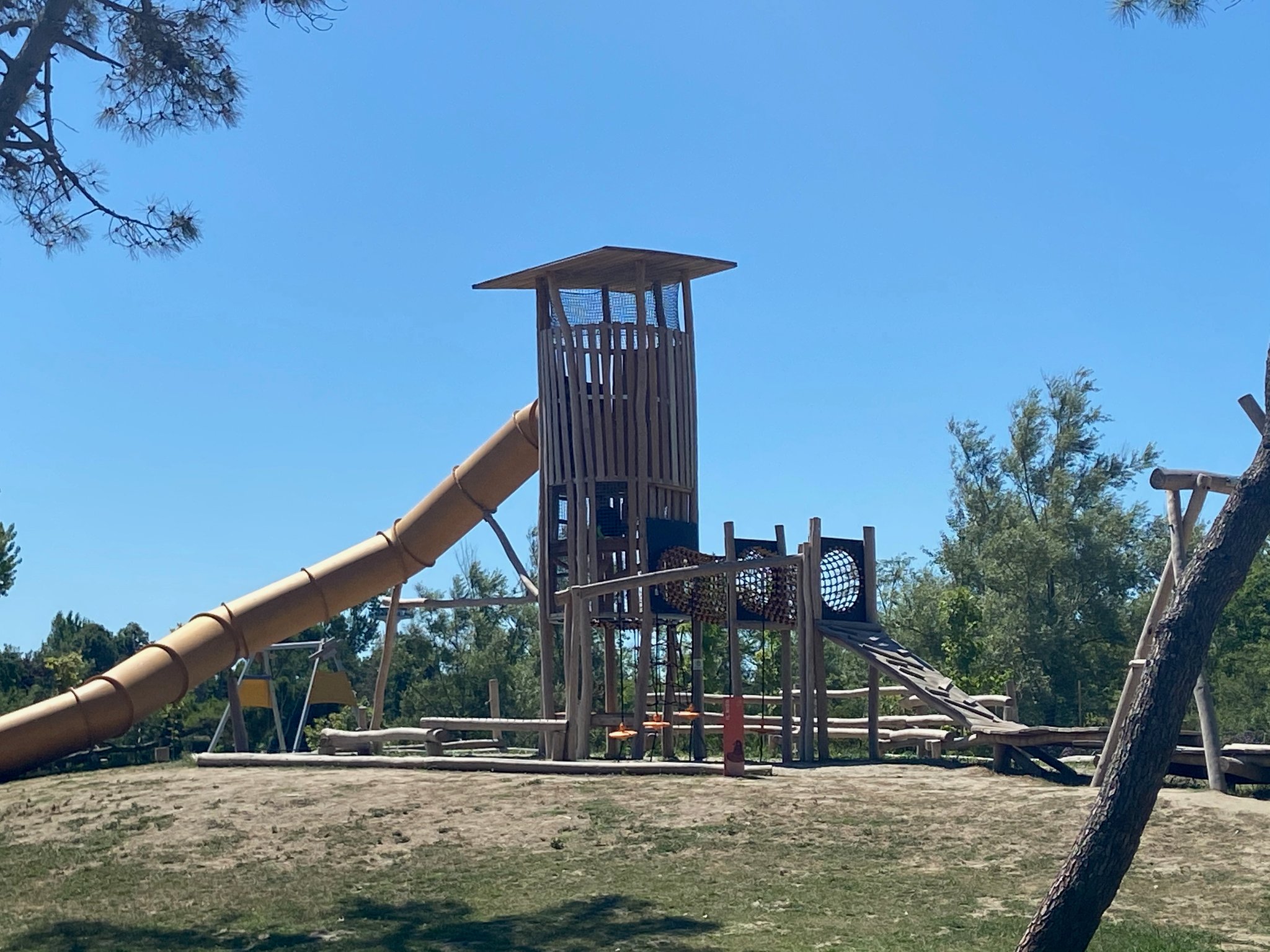 Villa Fashion - Ferienhaus Albarella mit Pool und Villa Costanza - Ferienhaus Albarella - Spielplatz