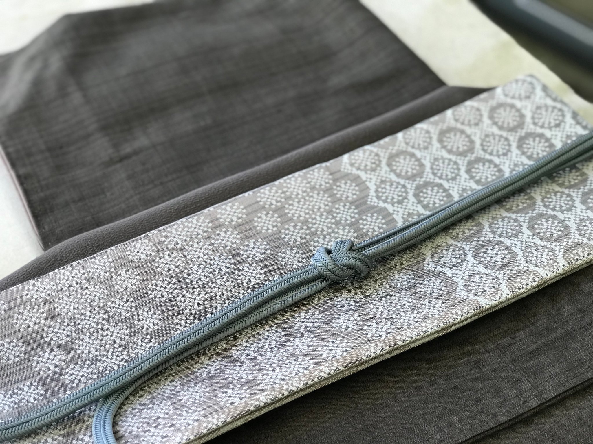 ▲ダマスク織りで制作した帯。（写真提供：吉野綾さん）