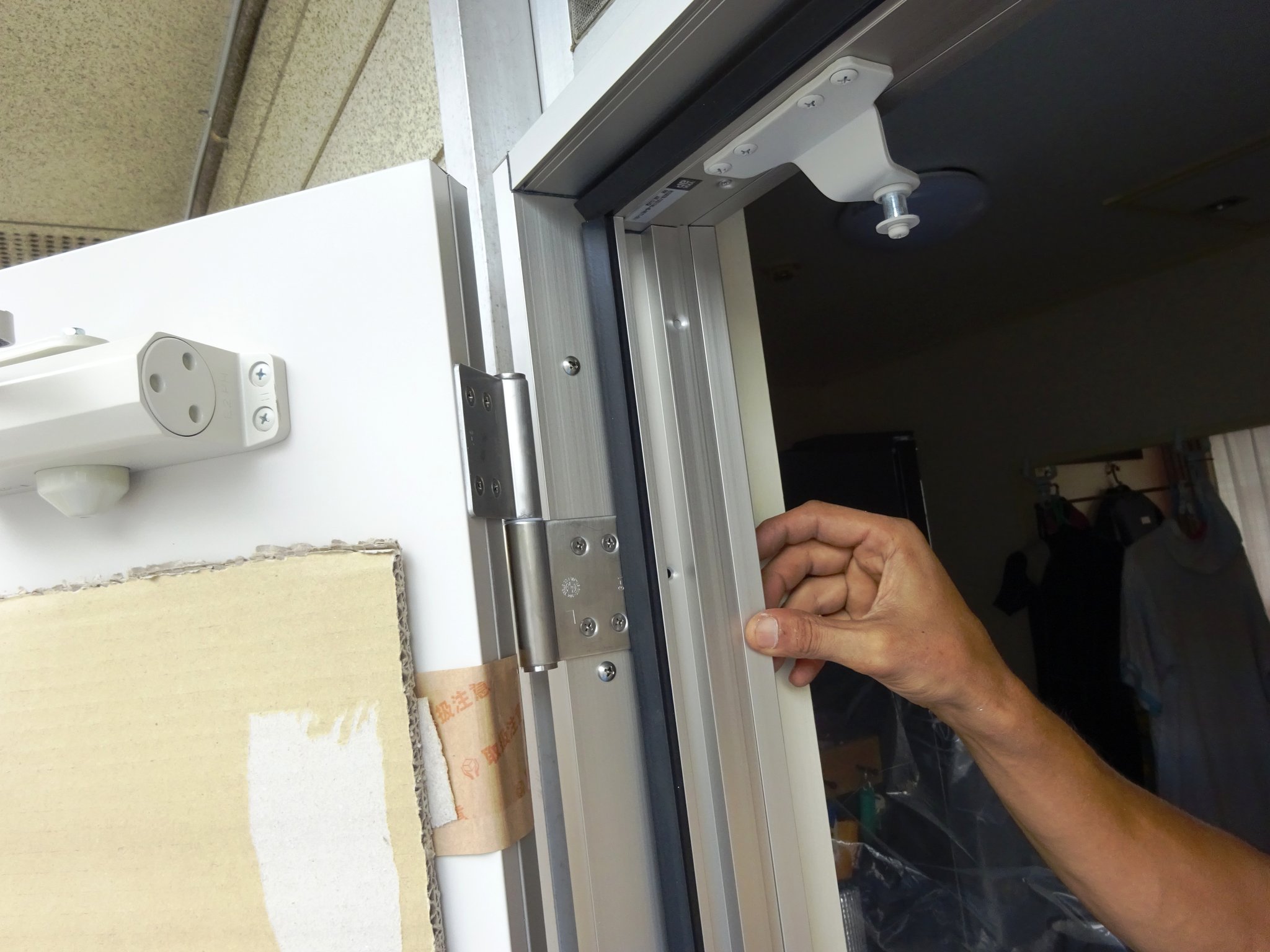 １ 玄関ドアの交換