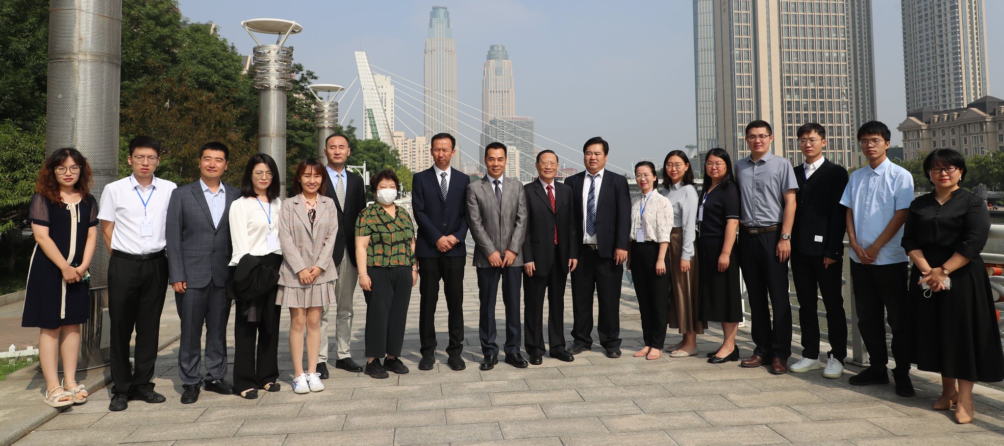 Group photo of Chinese participants in Tainjin