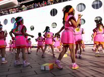 園児たちのかわいらしいダンス♪