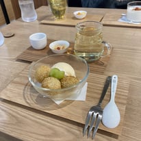 パレンタ　胡麻団子アイス&青茶