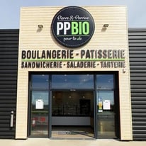 Façade de la boulangerie PPBIO Poitiers