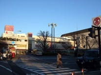 JR港南台 駅前 港南台バーズ