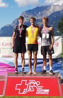 Louis Miller (rechts)