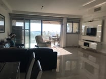 à partir de 1250Euros/semaine 