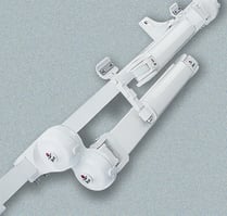 Brazo de cruce para toldo