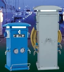 Torretas de distribución multifunciones para pantalanes