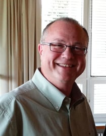 Strahlender FDP-Präsident Kurt Bylang am Wahlapéro