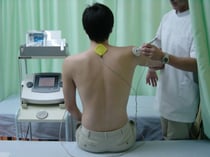 最新電気治療器　高圧電流治療器