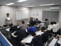 みんな、こつこつと演習中