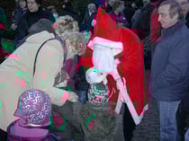Auch der Weihnachtsmann schaute in Iselersheim vorbei