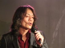 佐野文彦さん