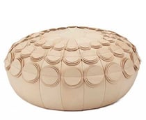 Pompom-Pouf design Lisa Hilland för Svenskt tenn AB. Prototyp av Studio Carina Grefmar 