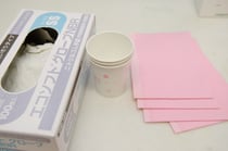 使い捨て 画像 永井歯科医院 紙コップ・エプロン・グローブ