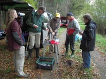 Nach getaner Arbeit: Picknick am Rand der "Hölle".