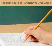 Symbolbild: schreibende Hand