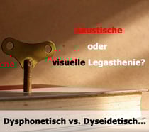 Symbolbild: Aufziehschlüssel in Buch