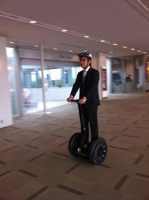 セグウェイにのる私。アメリカの警備員みたいと言われたｗ