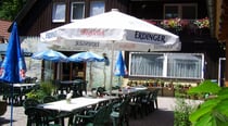 Südseite mit Terrasse-Biergarten