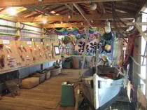 漁労文化を紹介する番屋内部