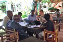 Das Advisory Service Leitungsteam erarbeitet das Budget 14/15