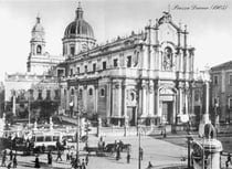 Old picture of Catania, 1905 - Piazza Duomo