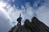 Über die Nordostkante auf den Piz Privat TI