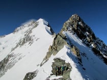 vor uns der berühmte weisse Grat