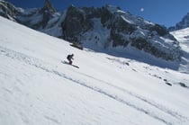 Firnabfahrt vom Col des Périades