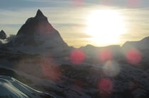 Sonnenuntergang hinter dem Matterhorn