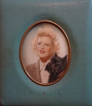 jeune femme et son chien 1939 - miniature André Aaron Bilis