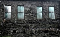 Alte Heringsfabrik in Djupavik