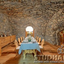 Gourmetrestaurant VIVANDA (15 GaultMillau Punkte) im ehemaligen Kuhstall: IN LAIN Hotel Cadenau in Brail/GR