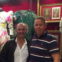 Gari Munoz - Tutik Clowns