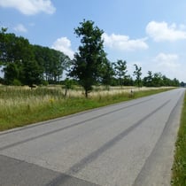 Natur li., Kultursteppe re.