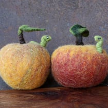 Apfel | Apple |   18 €   | Ø ca. 10 cm