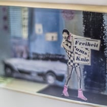 Christine Hohenstein*Free the Knees