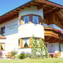 Haus Billovits im Sommer