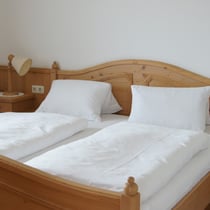 Schlafzimmer Top 2