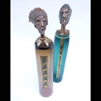 Zylindervase mit Bronzedeckel, 2014, Durchmesser 10, H 50 cm