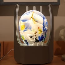 Wabentechnik-Lampe, Messing-Gitter, 2020, 34 x 22 x 20 cm