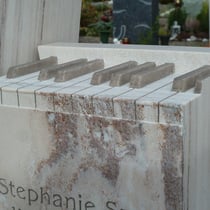 Grabstein / Marmor Nr. 9