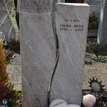 Grabstein / Marmor Nr. 10