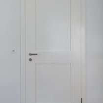 Fichte Massivholz, weiss lackiert, Feldberstrasse Basel